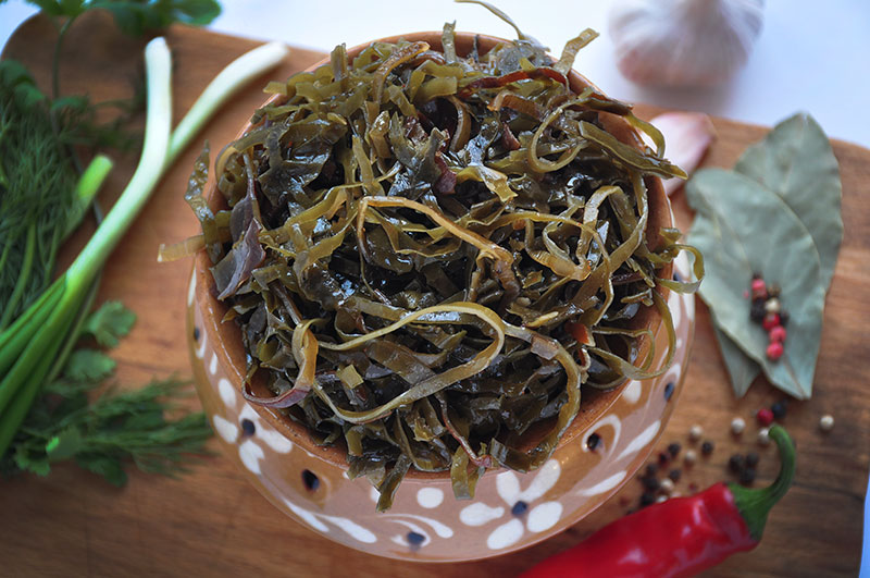 Морская капуста маринованная